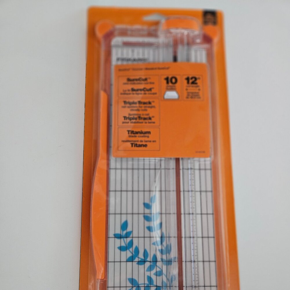 Fiskars SureCut Deluxe Paper Trimmer 12” Cut Length Titanium Blade Coating